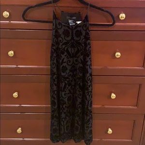 Black dress with velvet detail size S